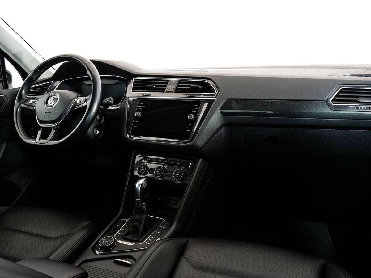 Volkswagen Tiguan с пробегом — 2018 год. Фото: #6