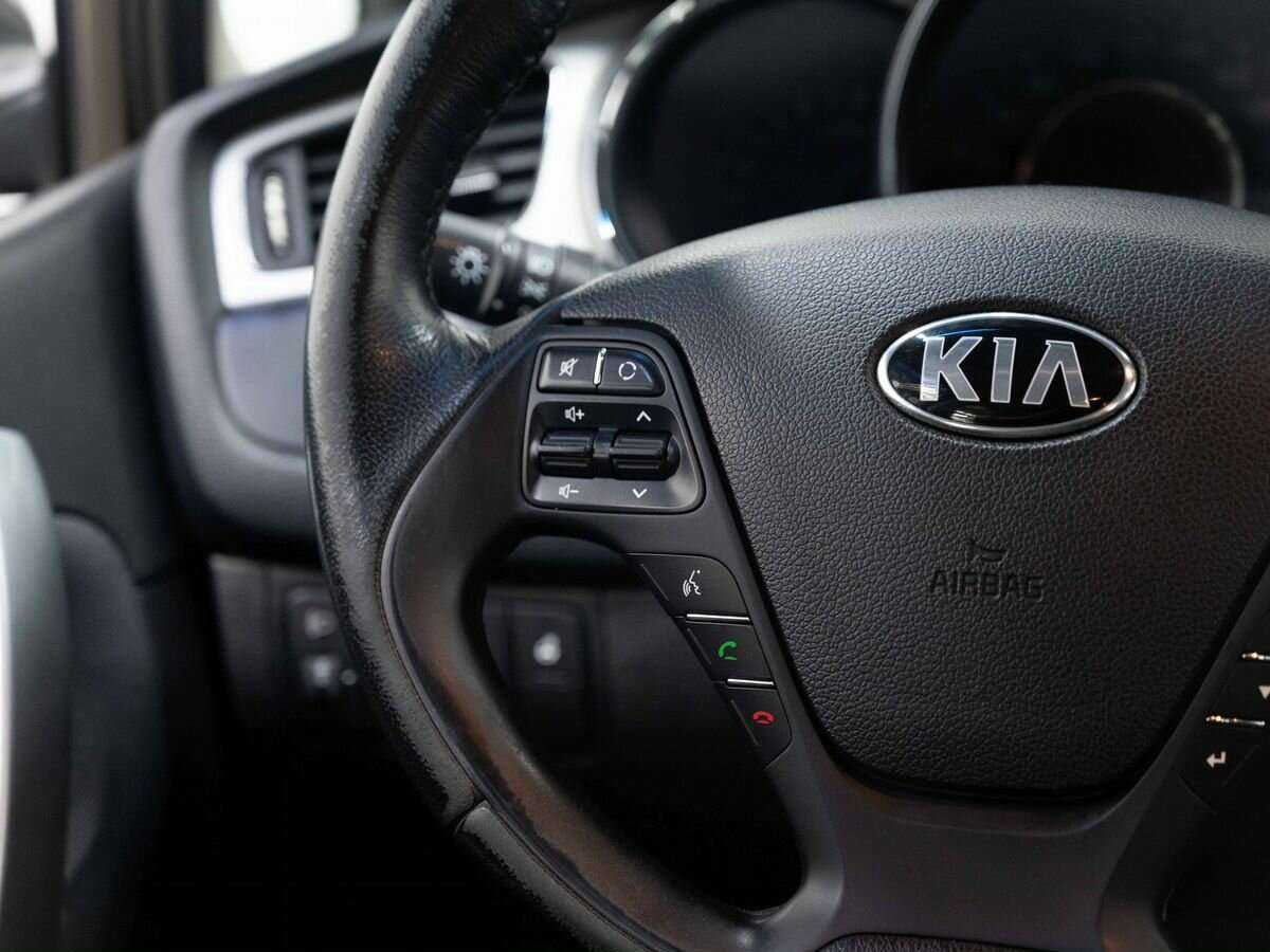 Kia Ceed с пробегом — 2014 год. Фото: #12