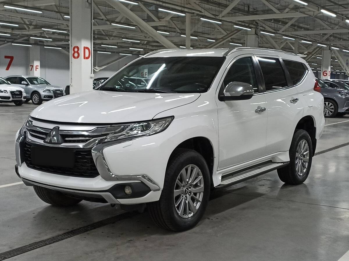 Mitsubishi Pajero Sport с пробегом — 2018 год. Посмотреть фото