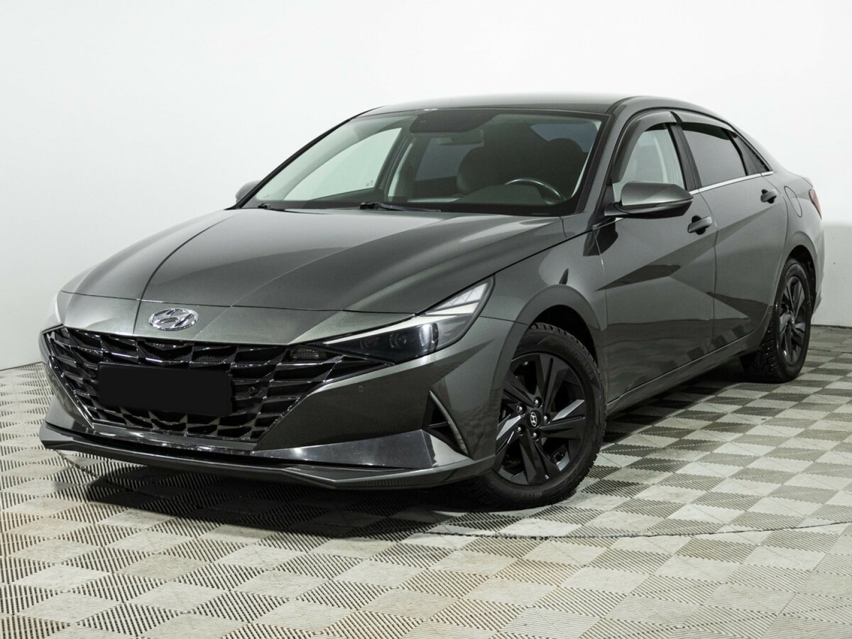 Hyundai Elantra с пробегом — 2022 год. Посмотреть фото