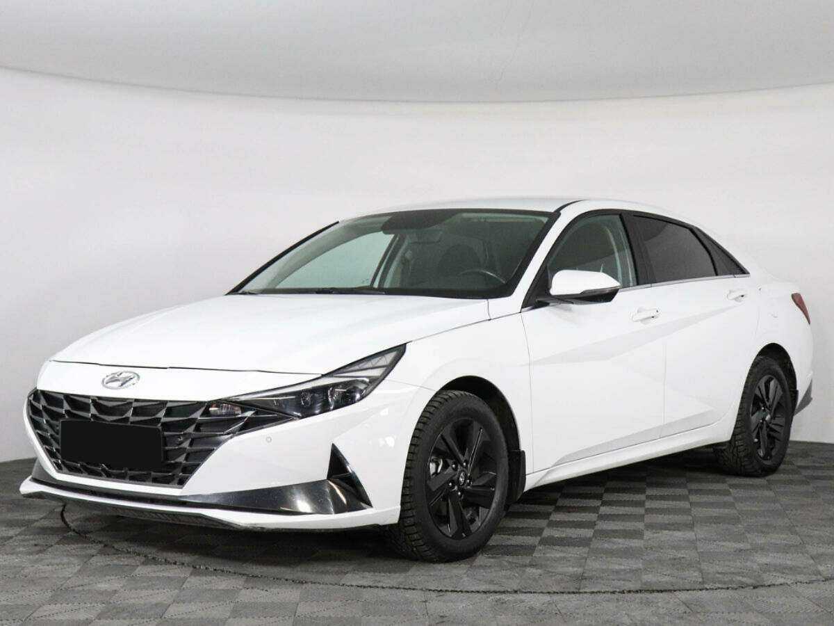Hyundai Elantra с пробегом — 2021 год. Посмотреть фото