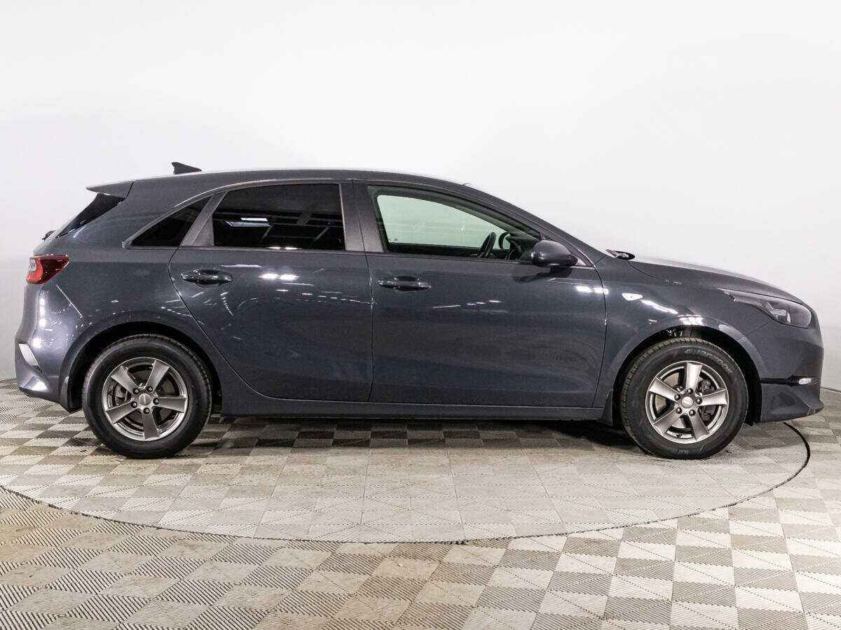 Kia Ceed с пробегом — 2022 год. Фото: #3
