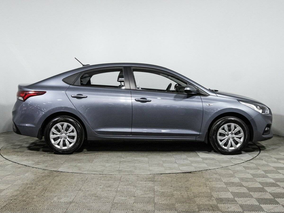 Hyundai Solaris с пробегом — 2017 год. Фото: #3
