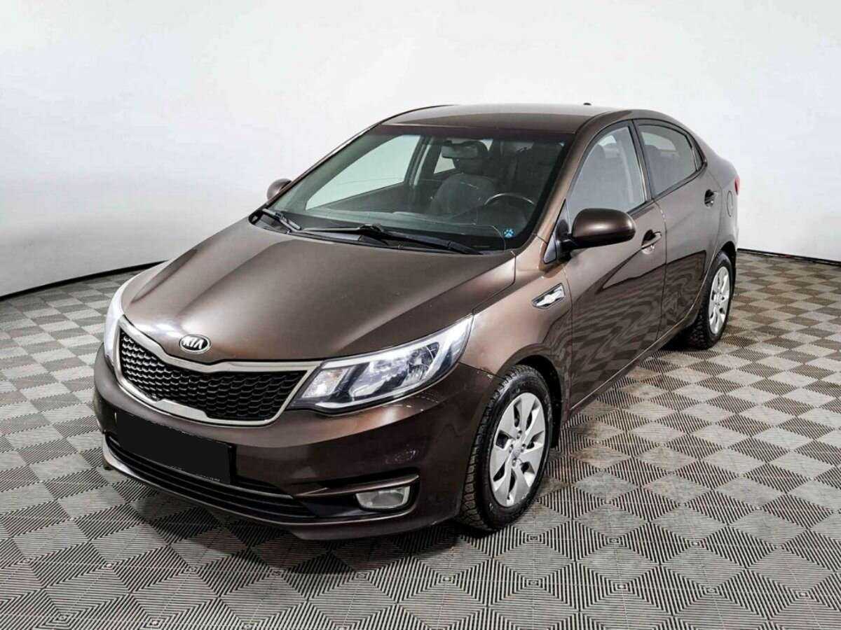 Kia Rio с пробегом — 2015 год. Посмотреть фото