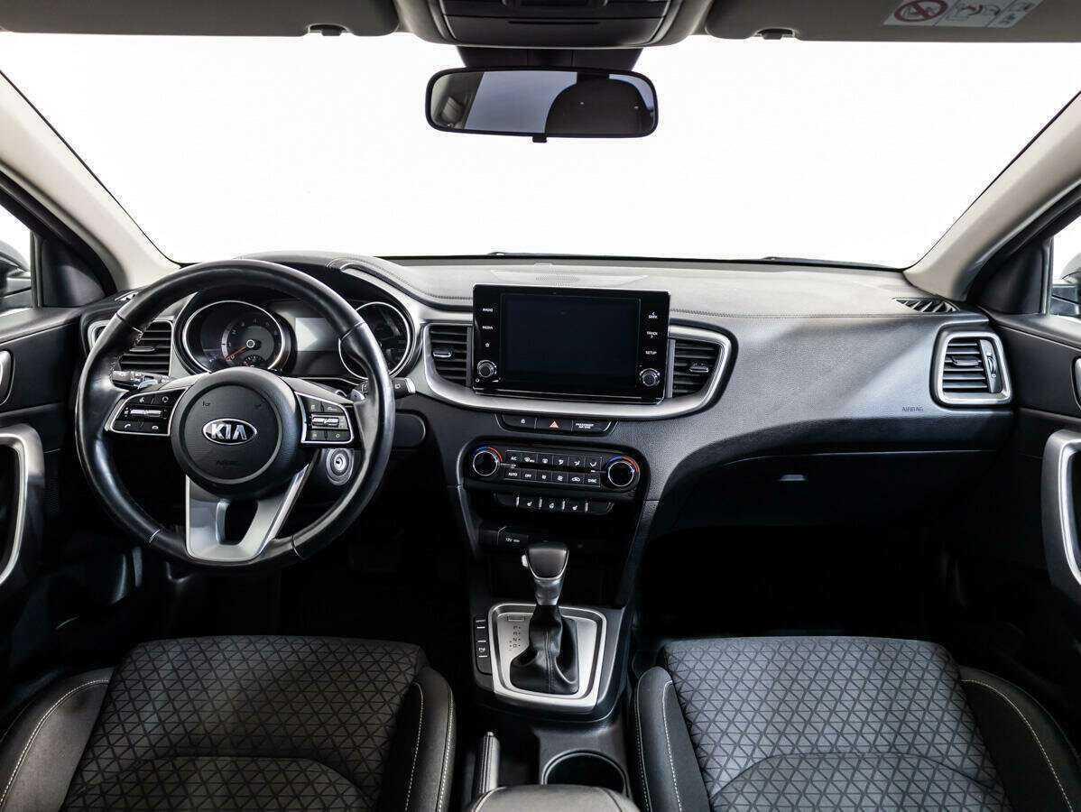 Kia Ceed с пробегом — 2020 год. Фото: #8