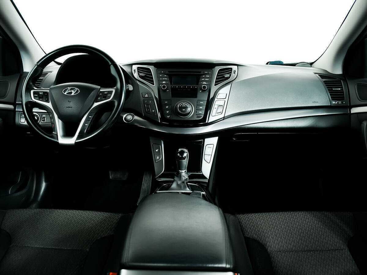 Hyundai i40 с пробегом — 2013 год. Фото: #8