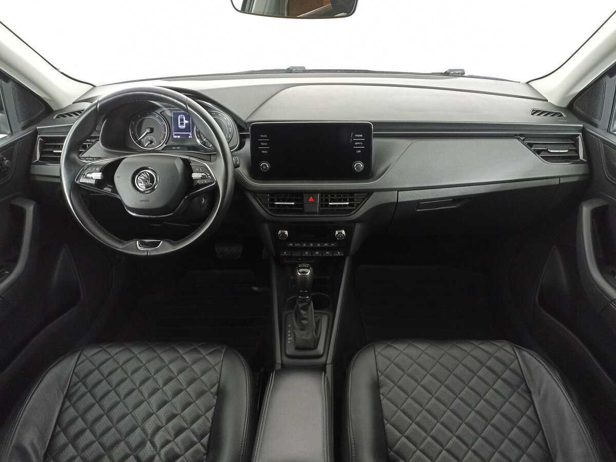 Skoda Rapid с пробегом — 2021 год. Фото: #12