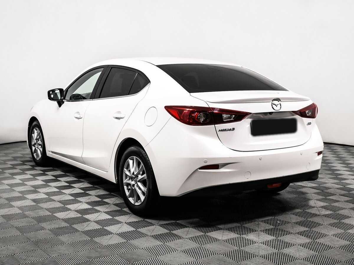 Mazda 3 с пробегом — 2018 год. Фото: #6