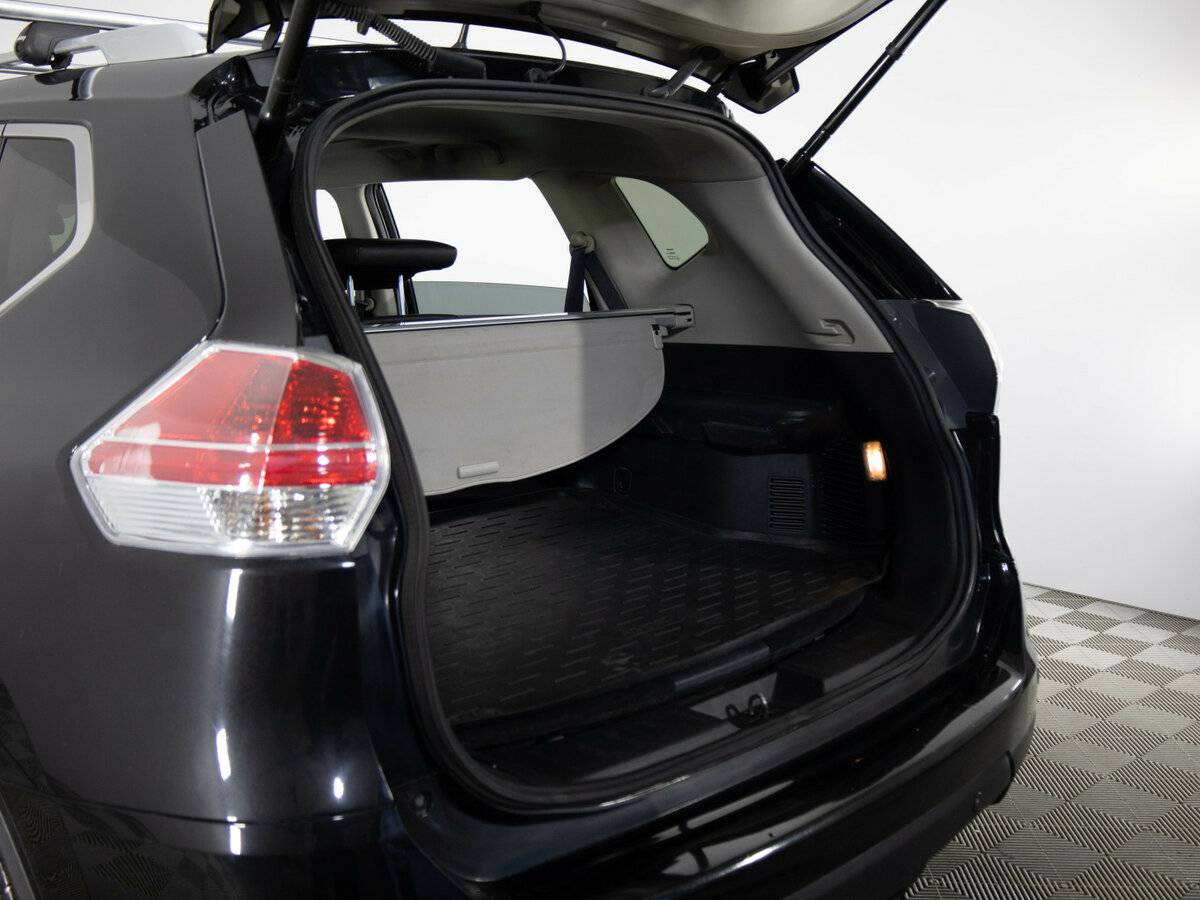Nissan X-Trail с пробегом — 2015 год. Фото: #12