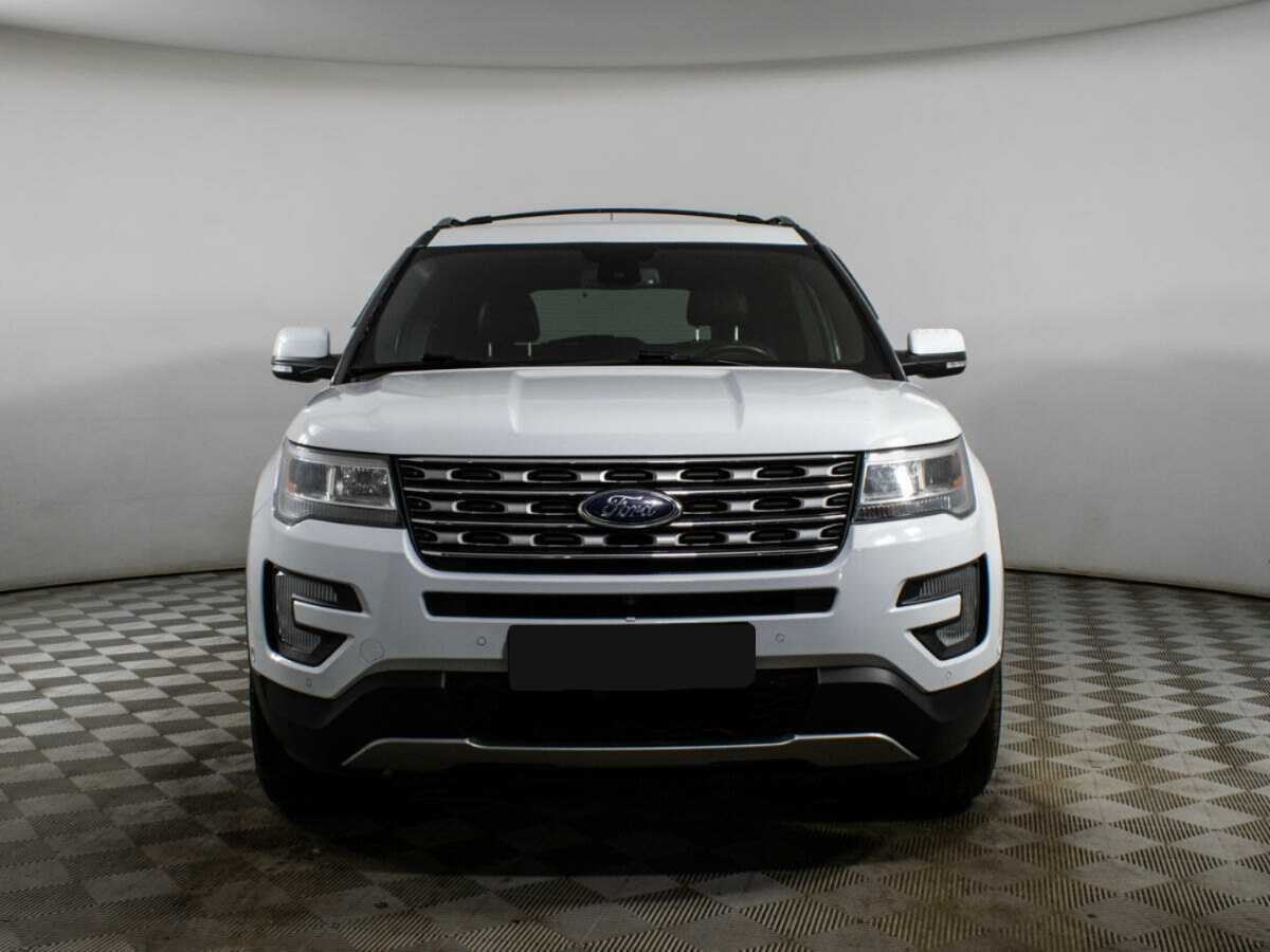 Ford Explorer с пробегом — 2016 год. Фото: #1