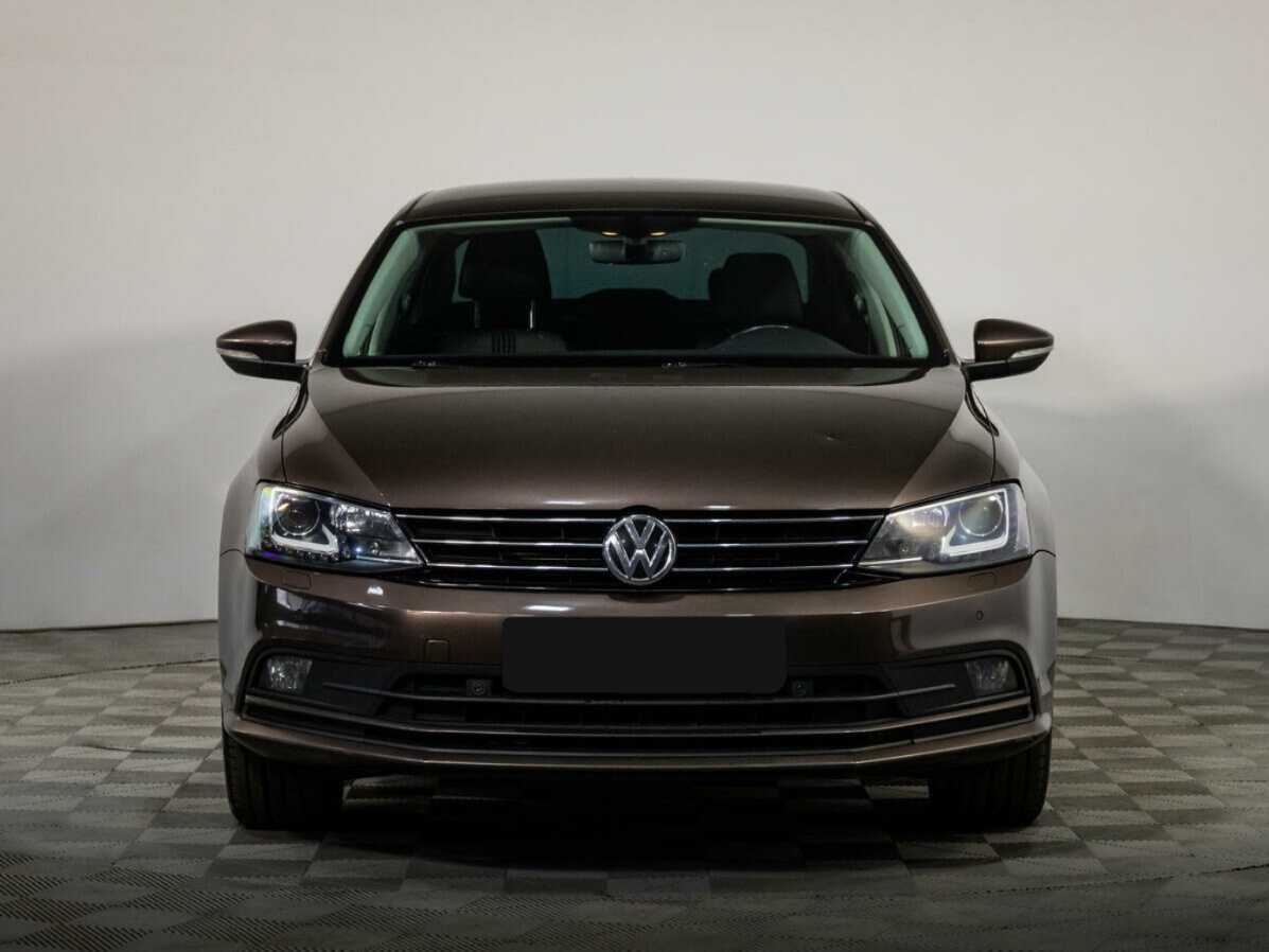 Volkswagen Jetta с пробегом — 2016 год. Фото: #0