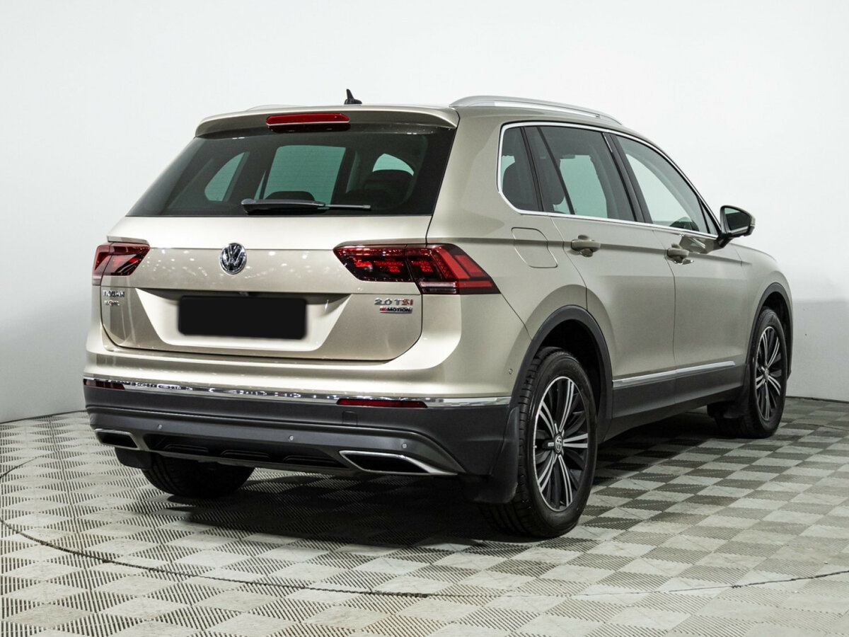Volkswagen Tiguan с пробегом — 2017 год. Фото: #4