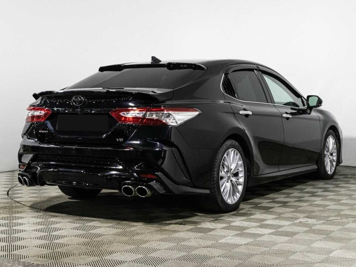 Toyota Camry с пробегом — 2018 год. Фото: #4