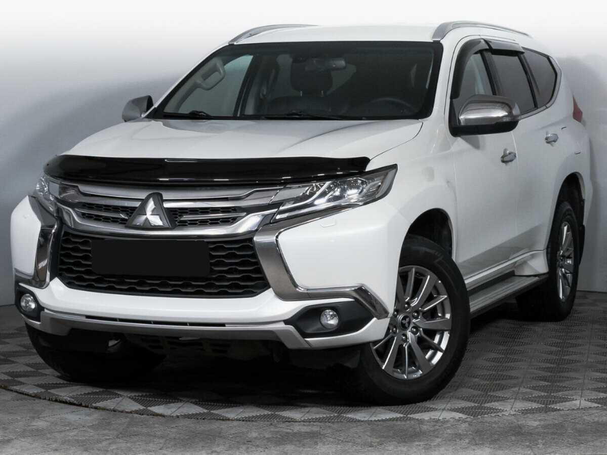 Mitsubishi Pajero Sport с пробегом — 2018 год. Фото: #0