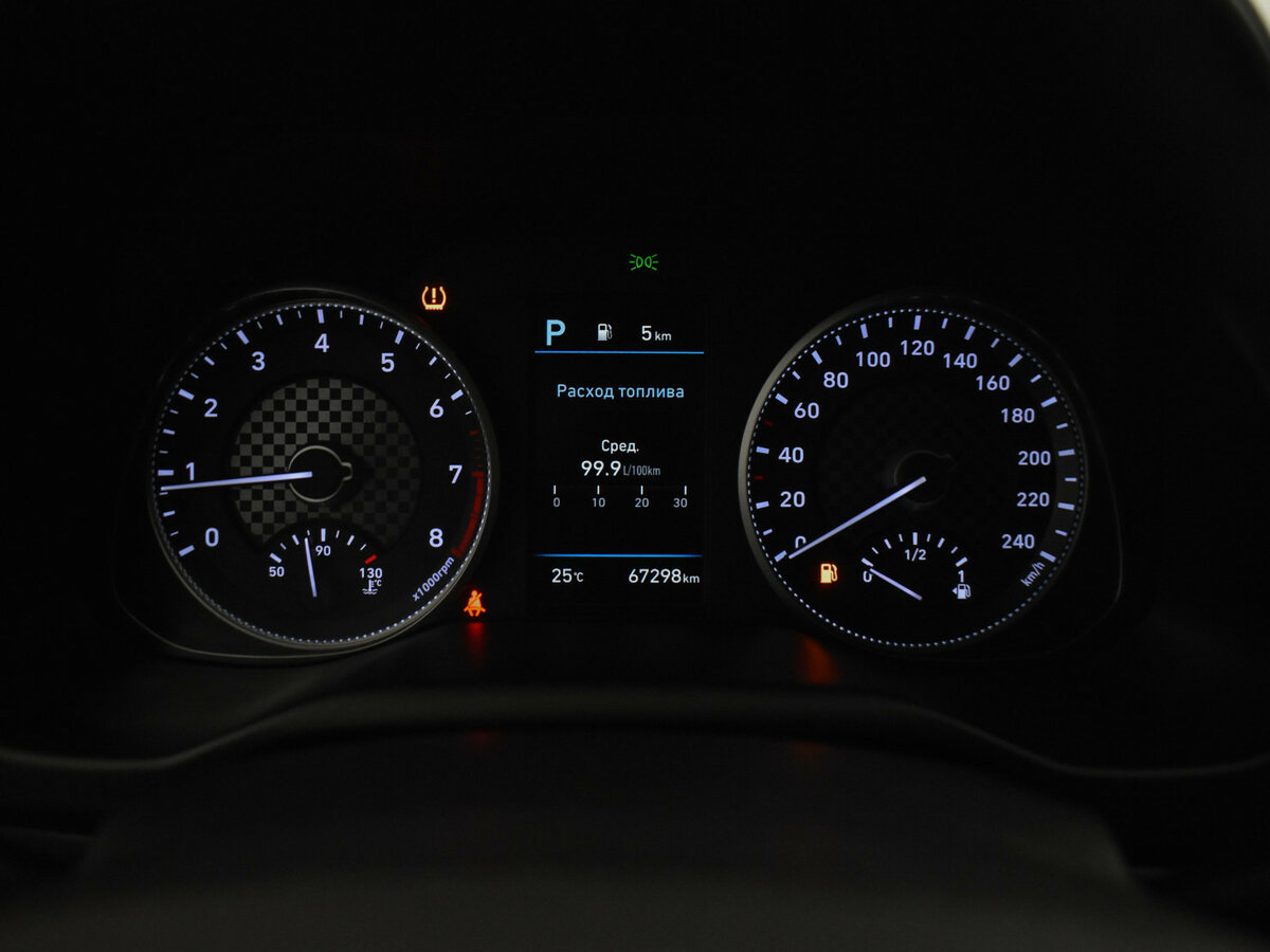Hyundai Elantra с пробегом — 2019 год. Фото: #15