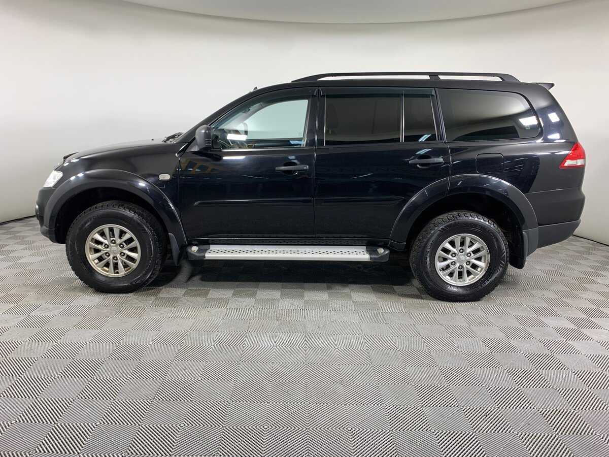 Mitsubishi Pajero Sport с пробегом — 2014 год. Фото: #7