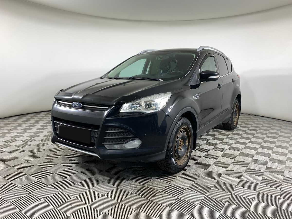 Ford Kuga с пробегом — 2015 год. Фото: #0