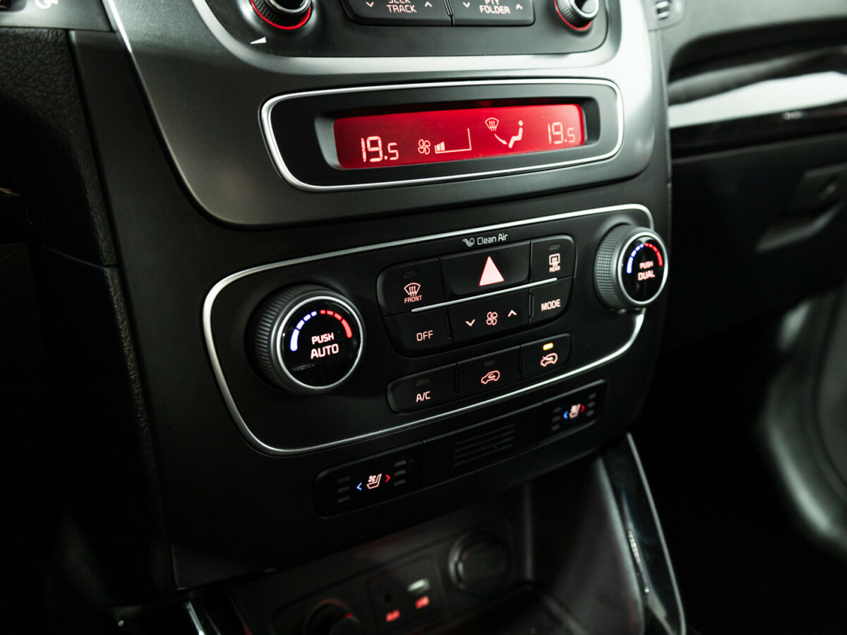 Kia Sorento с пробегом — 2018 год. Фото: #15