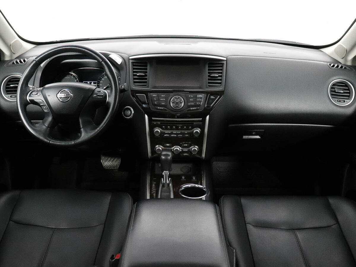 Nissan Pathfinder с пробегом — 2015 год. Фото: #15