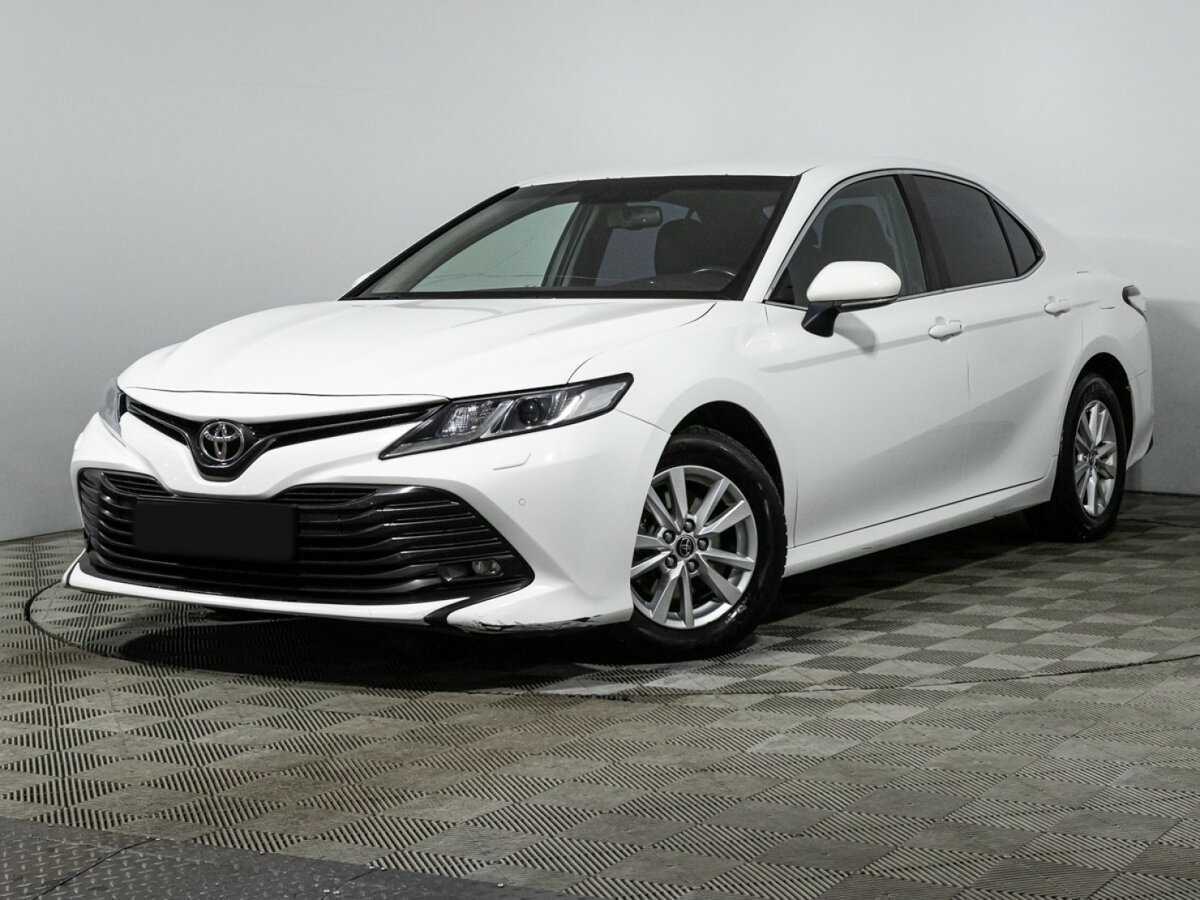 Toyota Camry с пробегом — 2019 год. Посмотреть фото