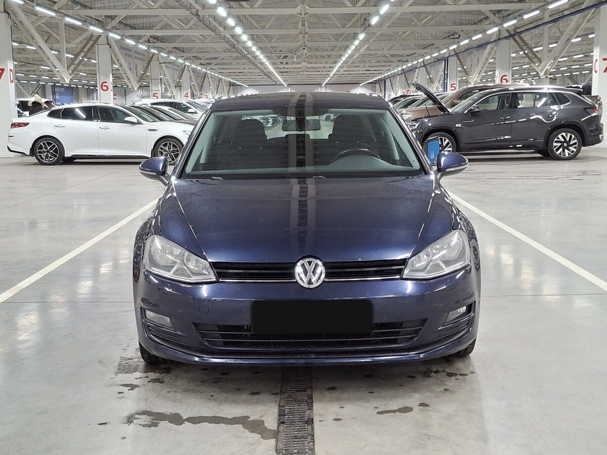 Volkswagen Golf с пробегом — 2013 год. Фото: #1
