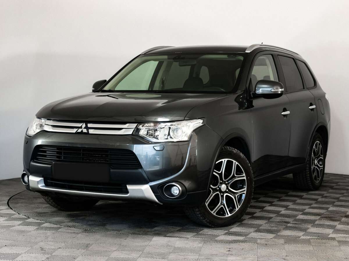Mitsubishi Outlander с пробегом — 2014 год. Фото: #0