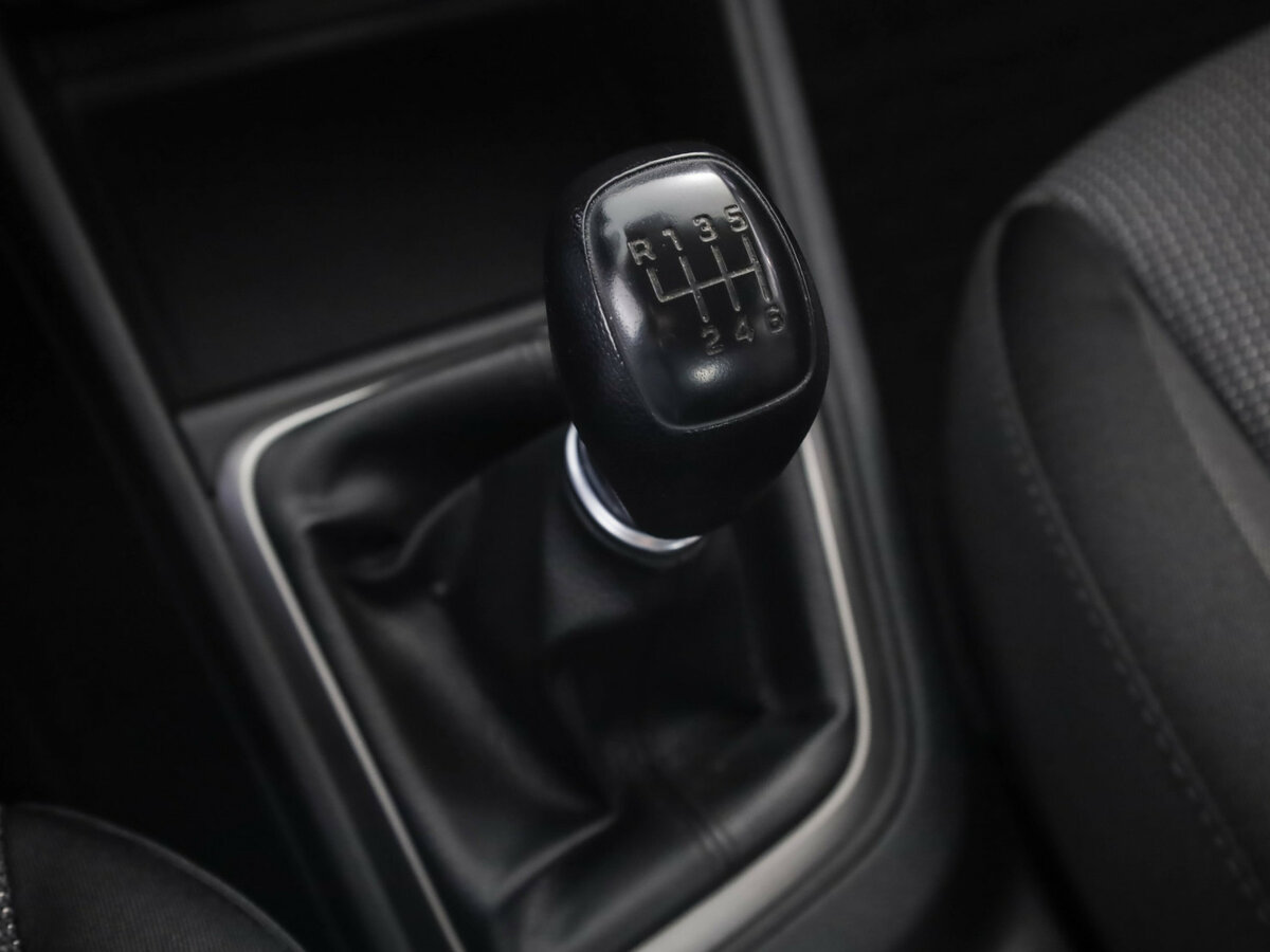 Hyundai Solaris с пробегом — 2018 год. Фото: #14