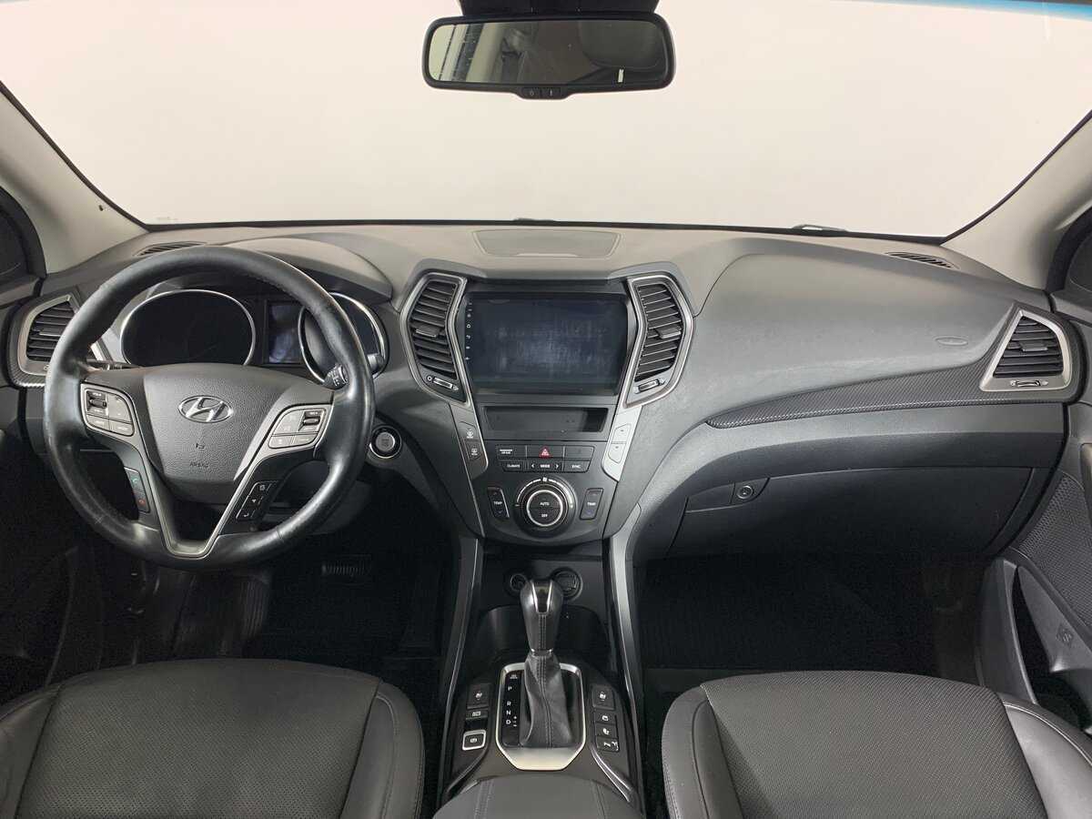 Hyundai Santa Fe с пробегом — 2017 год. Фото: #12