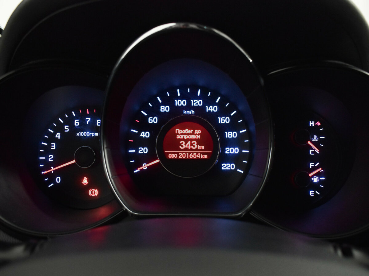 Kia Rio с пробегом — 2014 год. Фото: #18