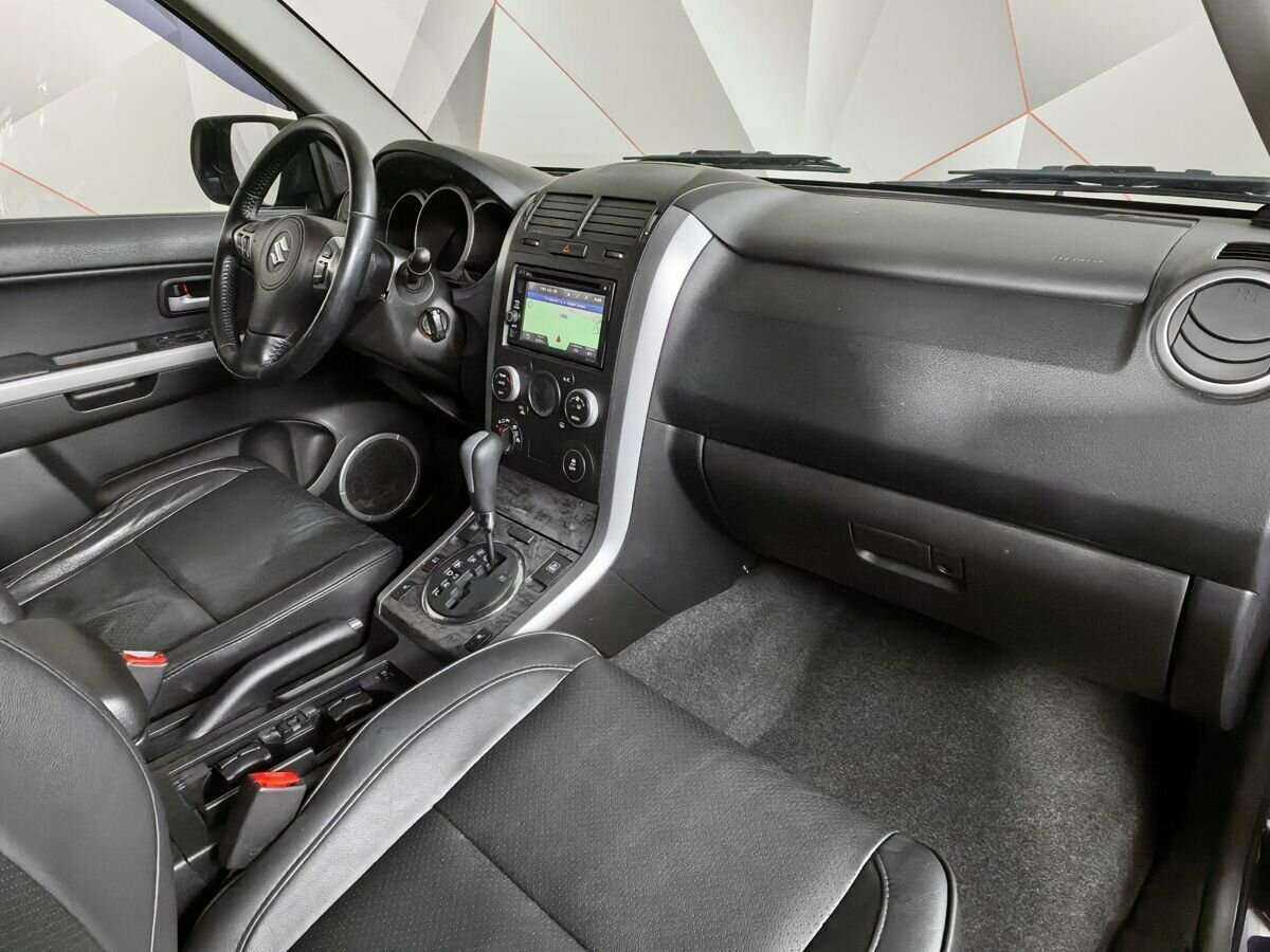 Suzuki Grand Vitara с пробегом — 2014 год. Фото: #7
