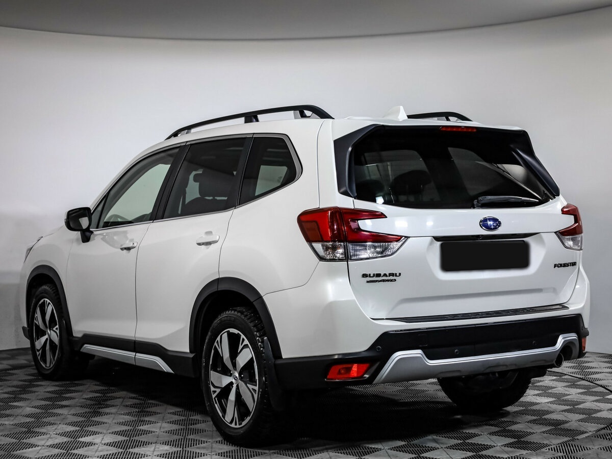 Subaru Forester с пробегом — 2018 год. Фото: #6
