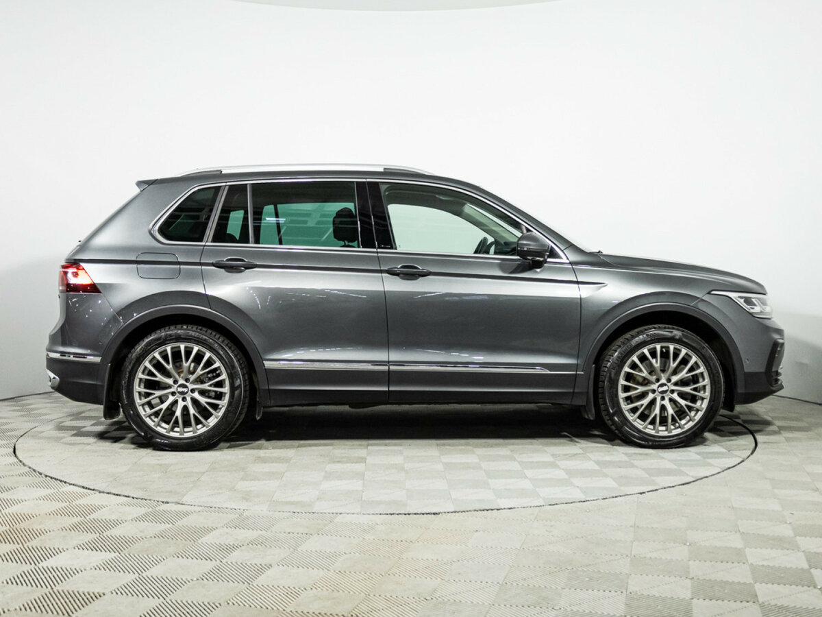 Volkswagen Tiguan с пробегом — 2020 год. Фото: #3