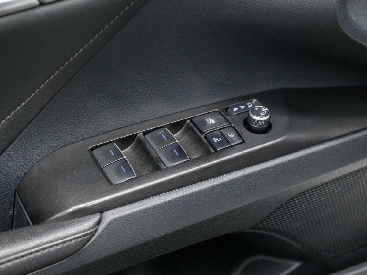 Toyota Camry с пробегом — 2022 год. Фото: #13