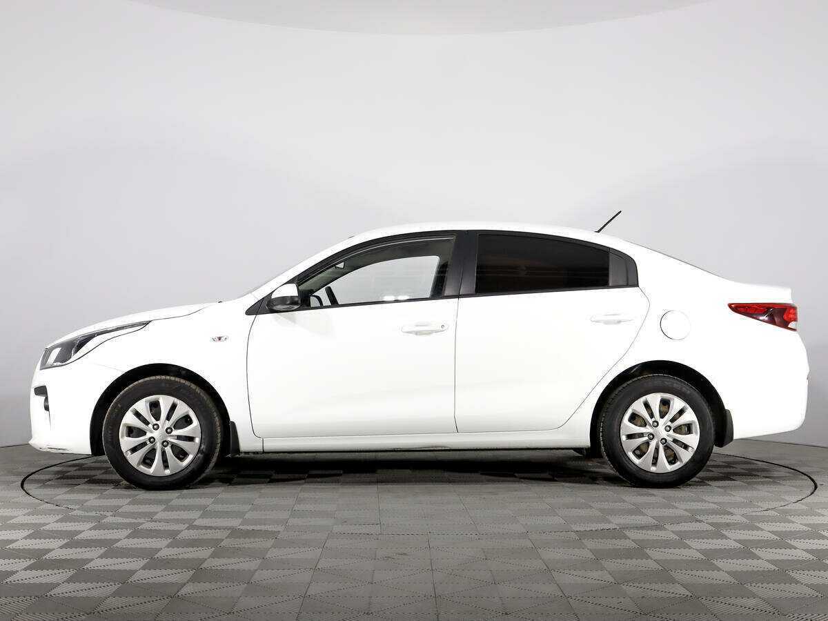 Kia Rio с пробегом — 2017 год. Фото: #7