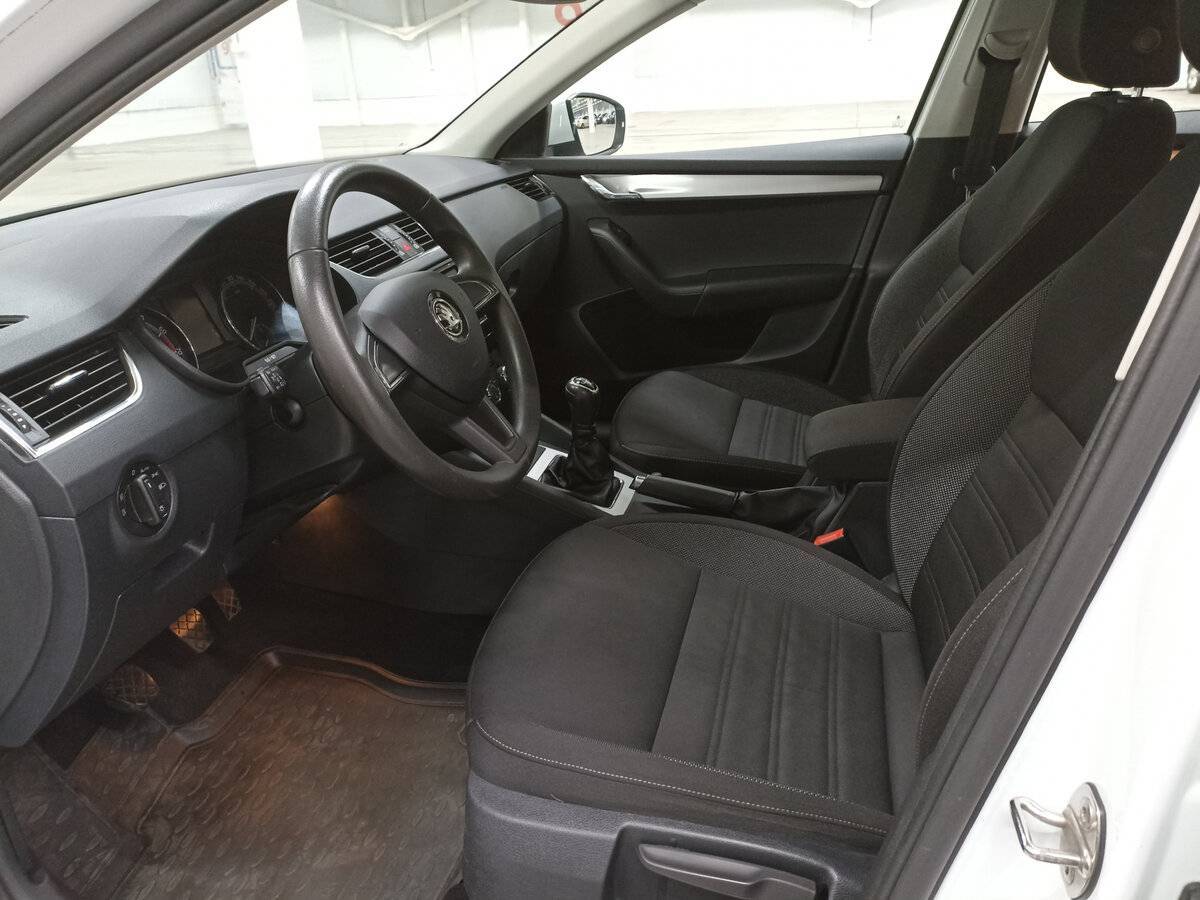 Skoda Octavia с пробегом — 2019 год. Фото: #15