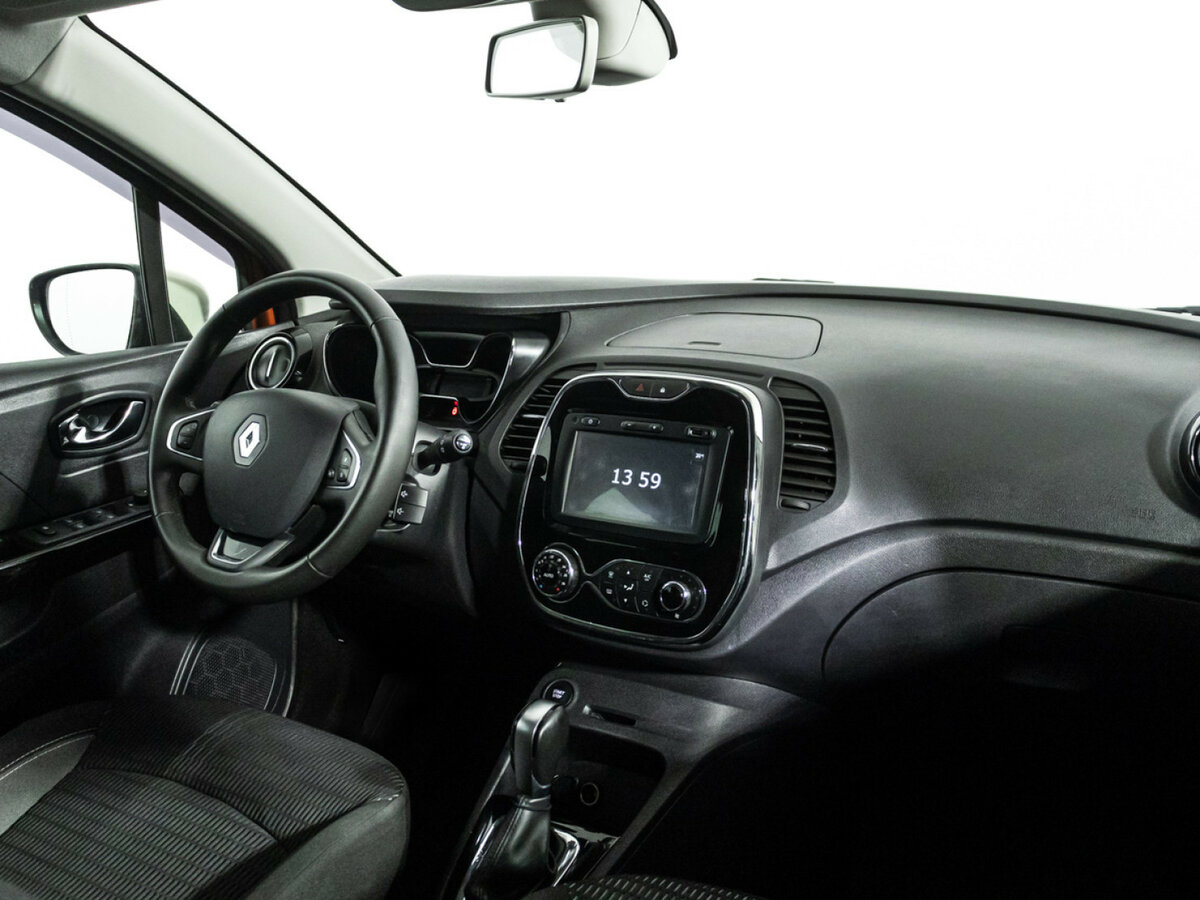 Renault Kaptur с пробегом — 2017 год. Фото: #8