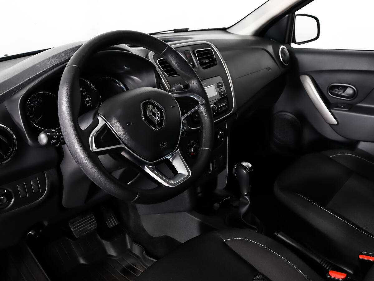 Renault Sandero с пробегом — 2020 год. Фото: #5