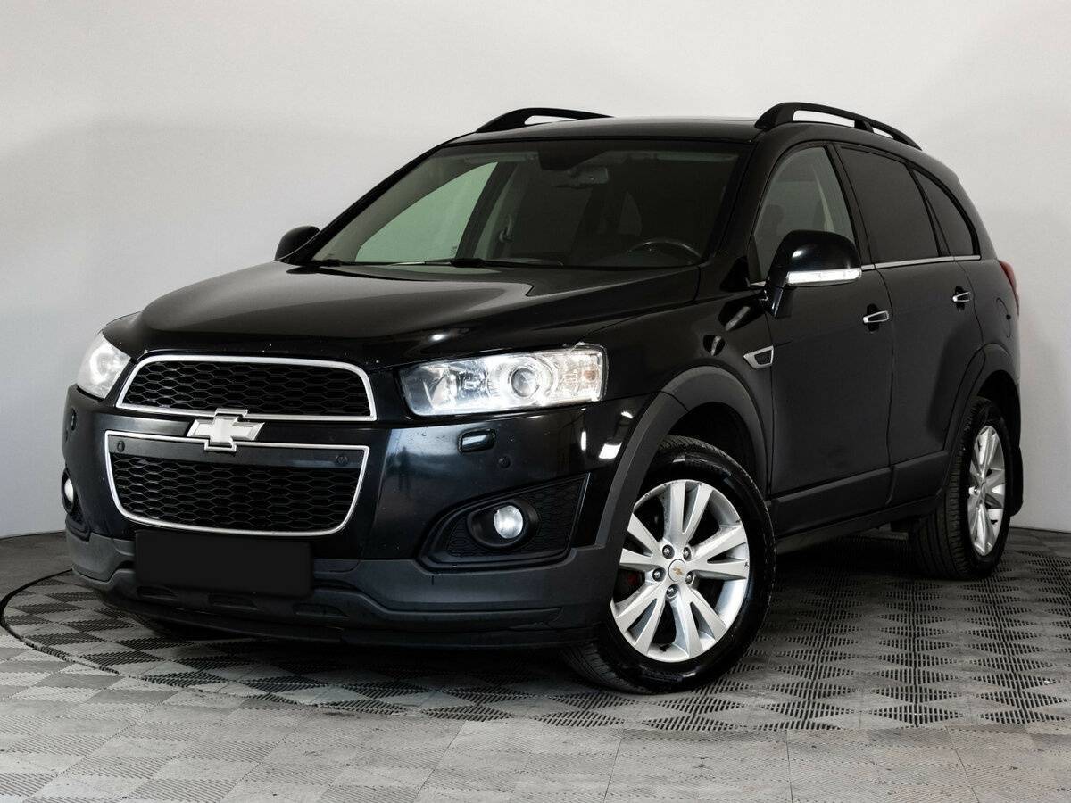 Chevrolet Captiva с пробегом — 2015 год. Фото: #0