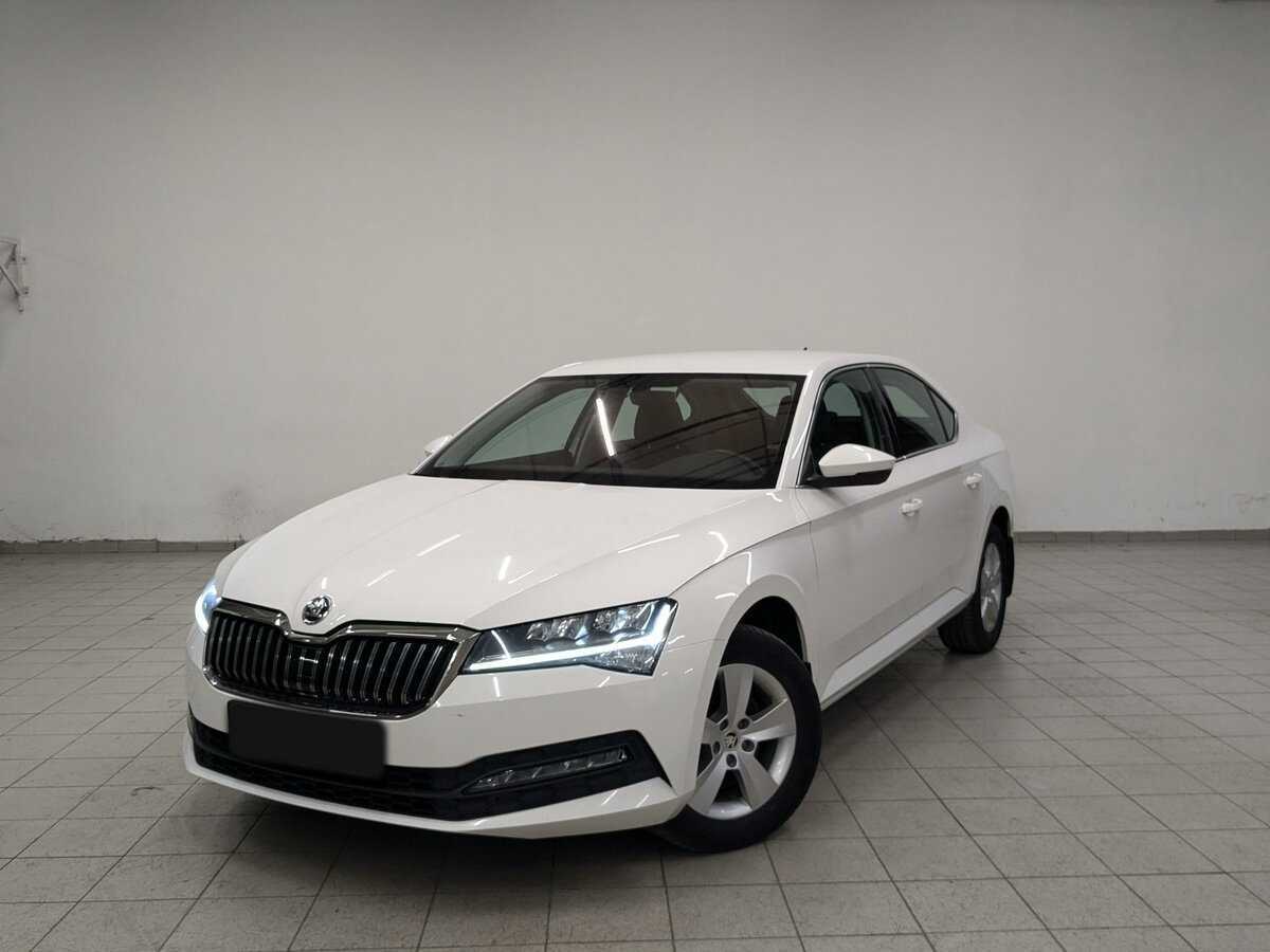 Skoda Superb с пробегом — 2020 год. Фото: #1