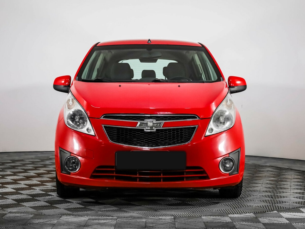 Chevrolet Spark с пробегом — 2012 год. Фото: #1