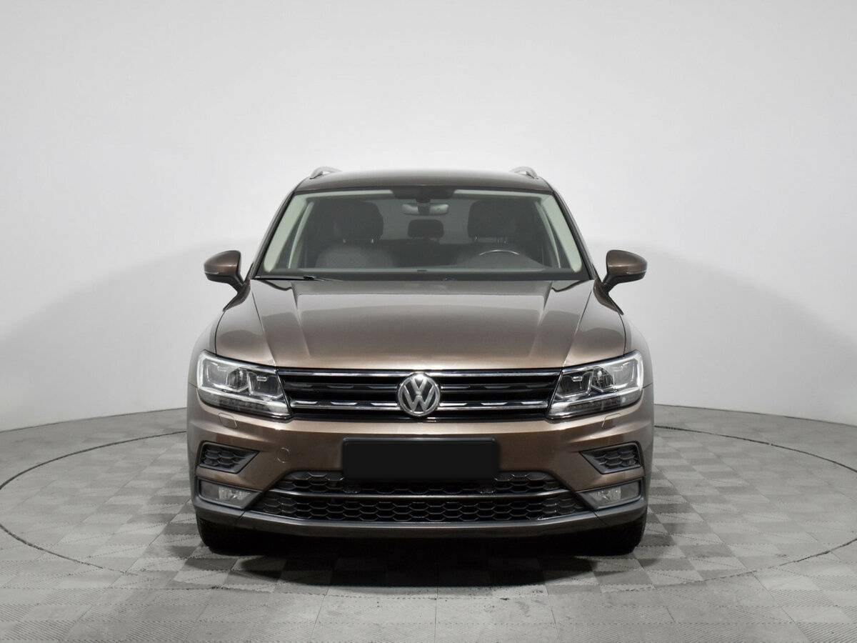 Volkswagen Tiguan с пробегом — 2018 год. Фото: #1