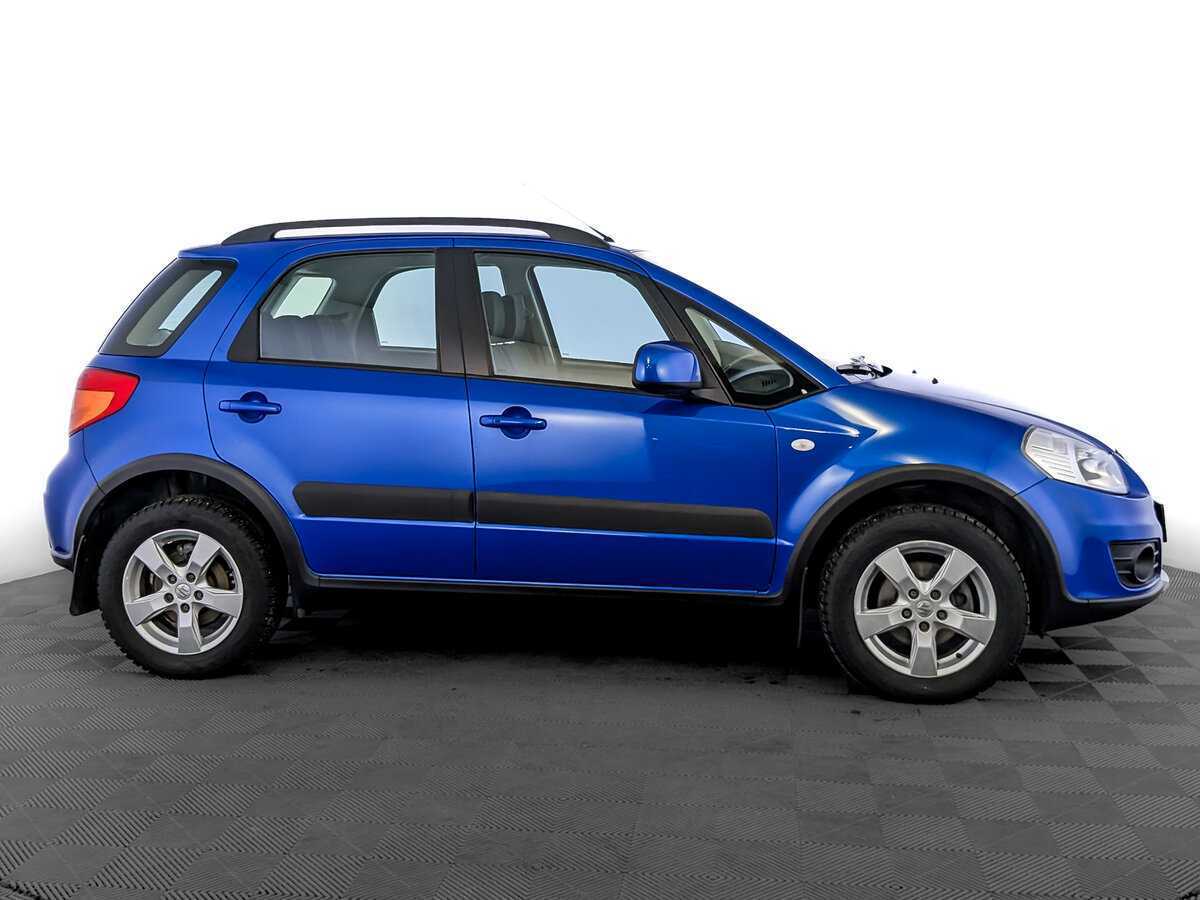 Suzuki SX4 с пробегом — 2012 год. Фото: #3
