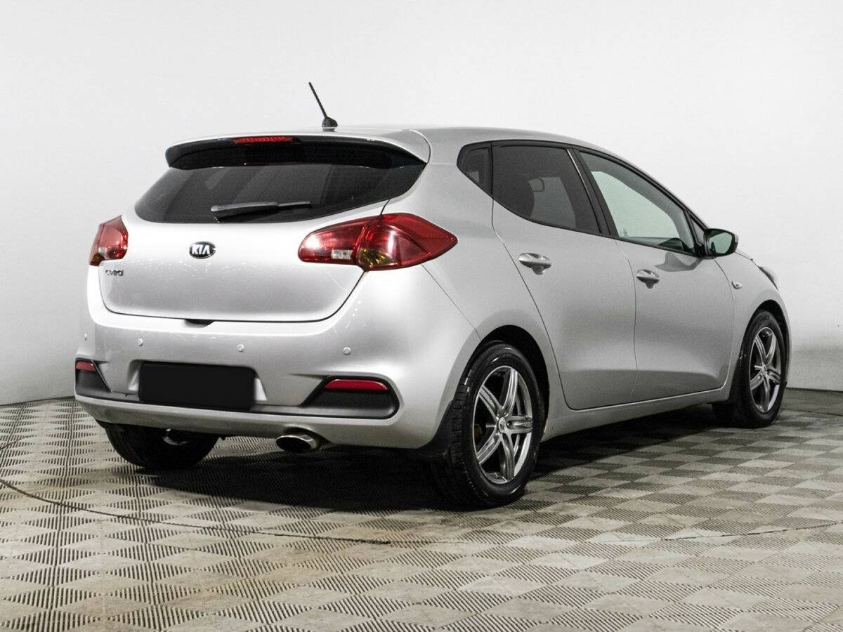 Kia Ceed с пробегом — 2012 год. Фото: #4
