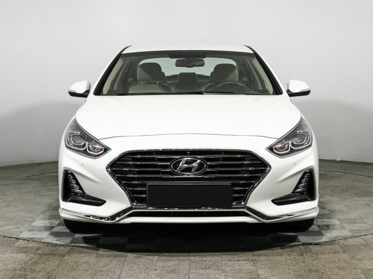 Hyundai Sonata с пробегом — 2017 год. Фото: #1
