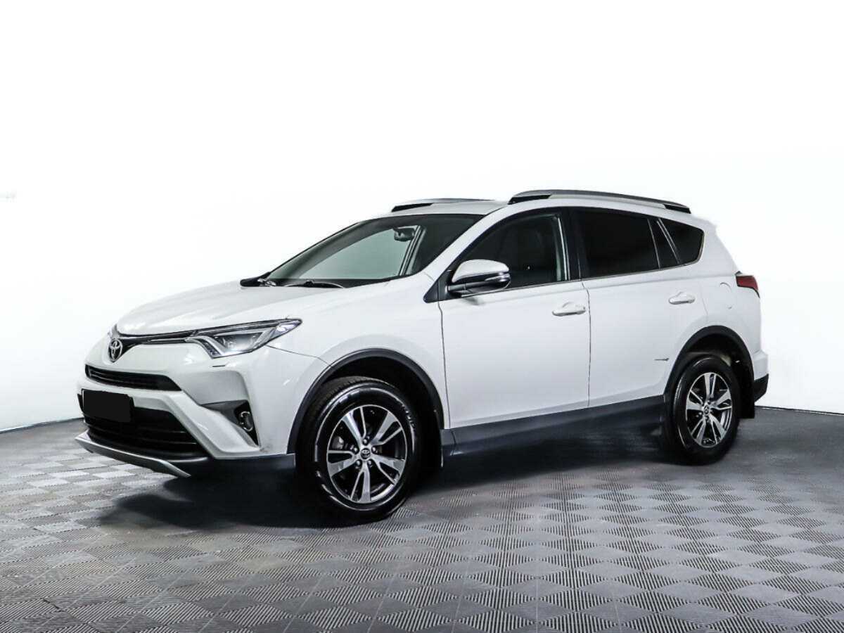 Toyota RAV4 с пробегом — 2017 год. Фото: #0