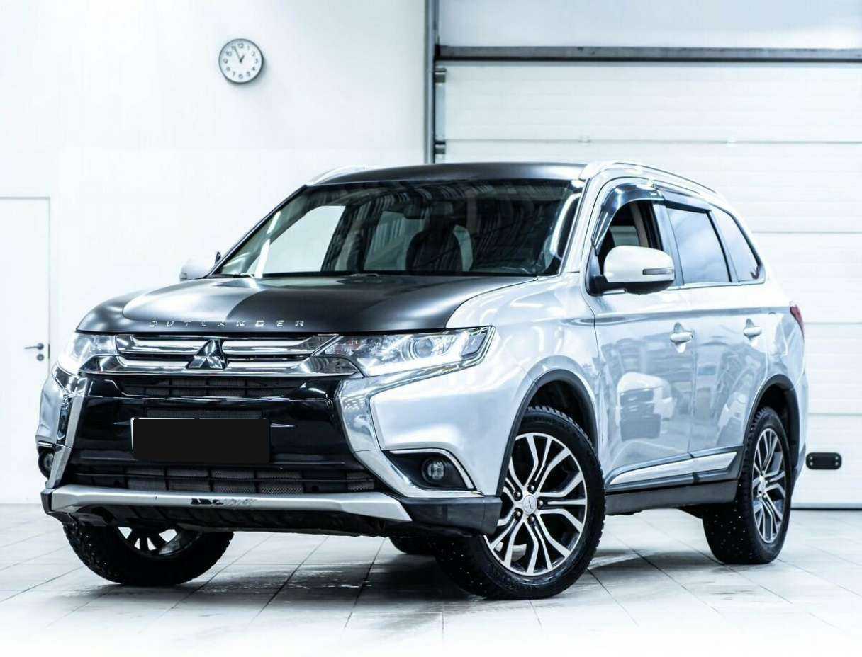 Mitsubishi Outlander с пробегом — 2017 год. Фото: #0