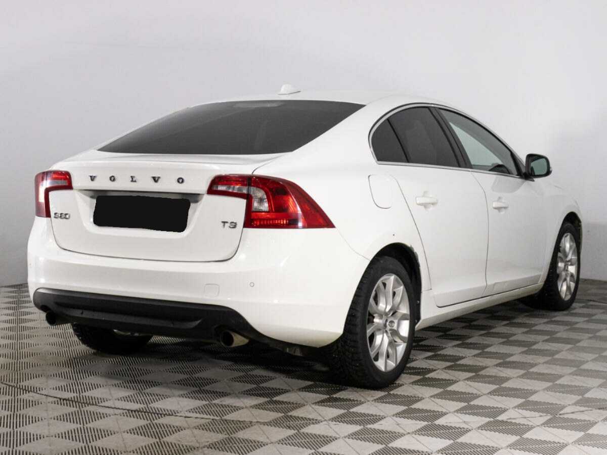 Volvo S60 с пробегом — 2012 год. Фото: #4