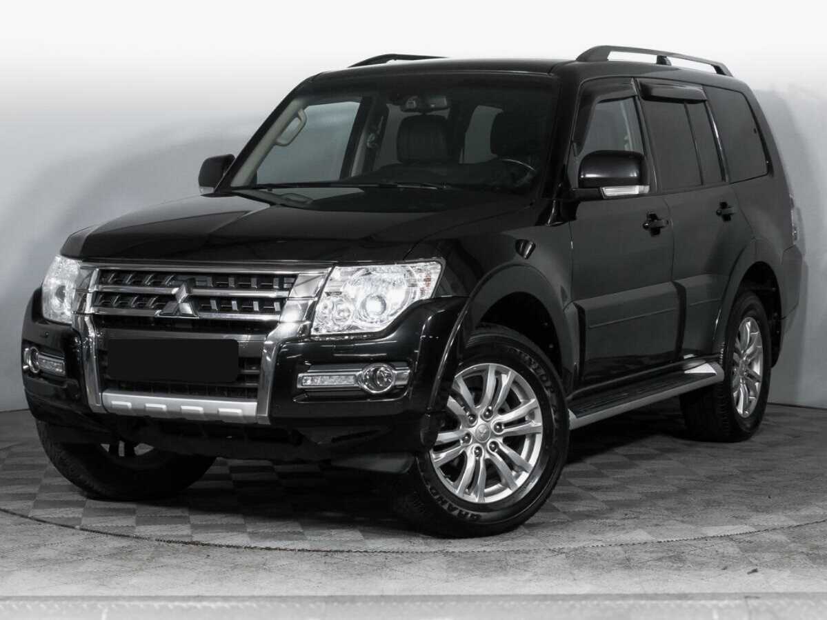 Mitsubishi Pajero с пробегом — 2017 год. Посмотреть фото