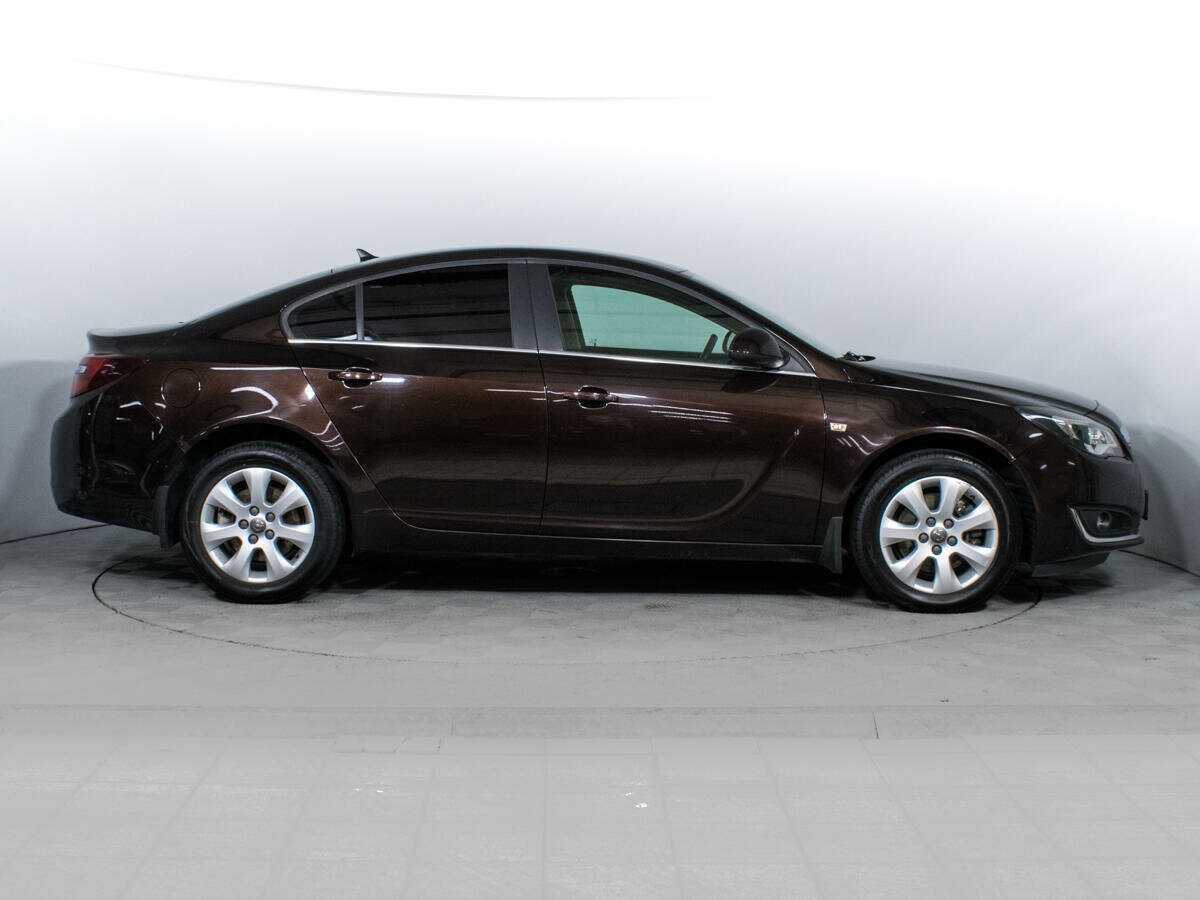 Opel Insignia с пробегом — 2014 год. Фото: #3