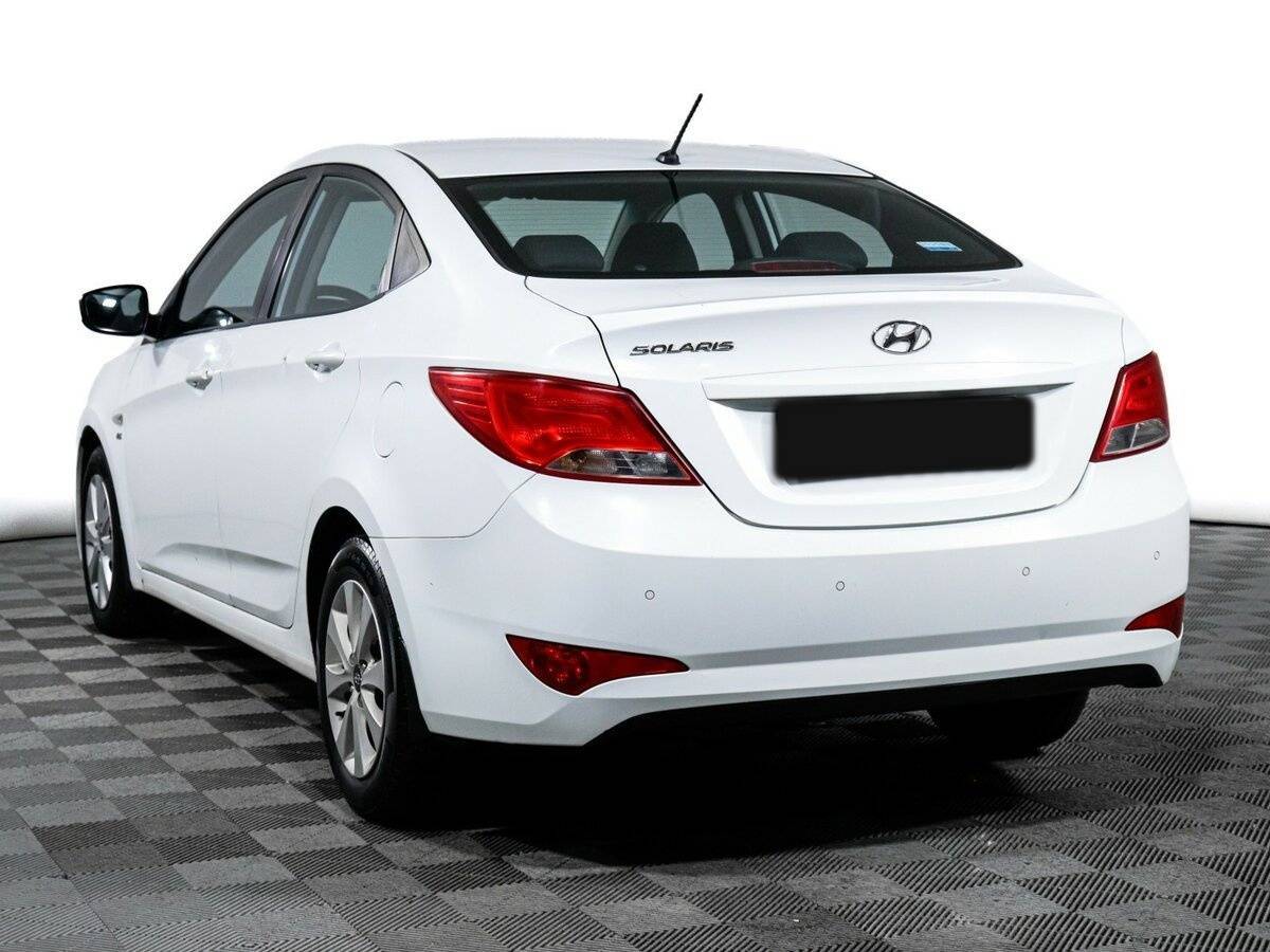 Hyundai Solaris с пробегом — 2016 год. Фото: #5